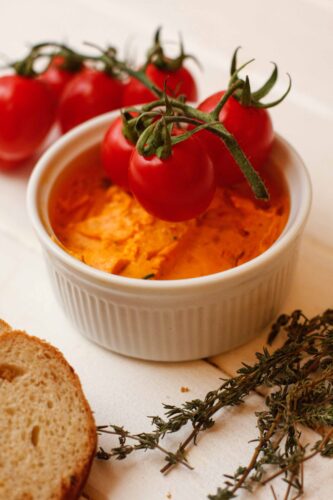 tomatu sviests